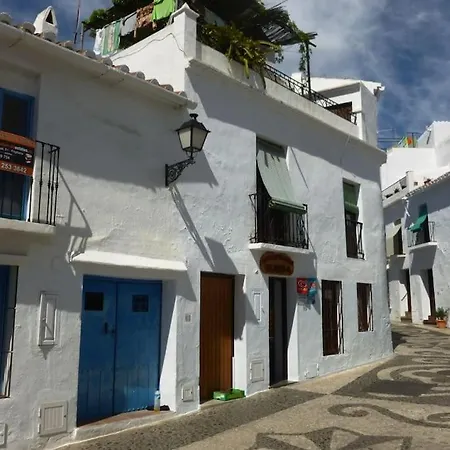 63 Calle Real, Frigiliana. Holiday home Frigiliana